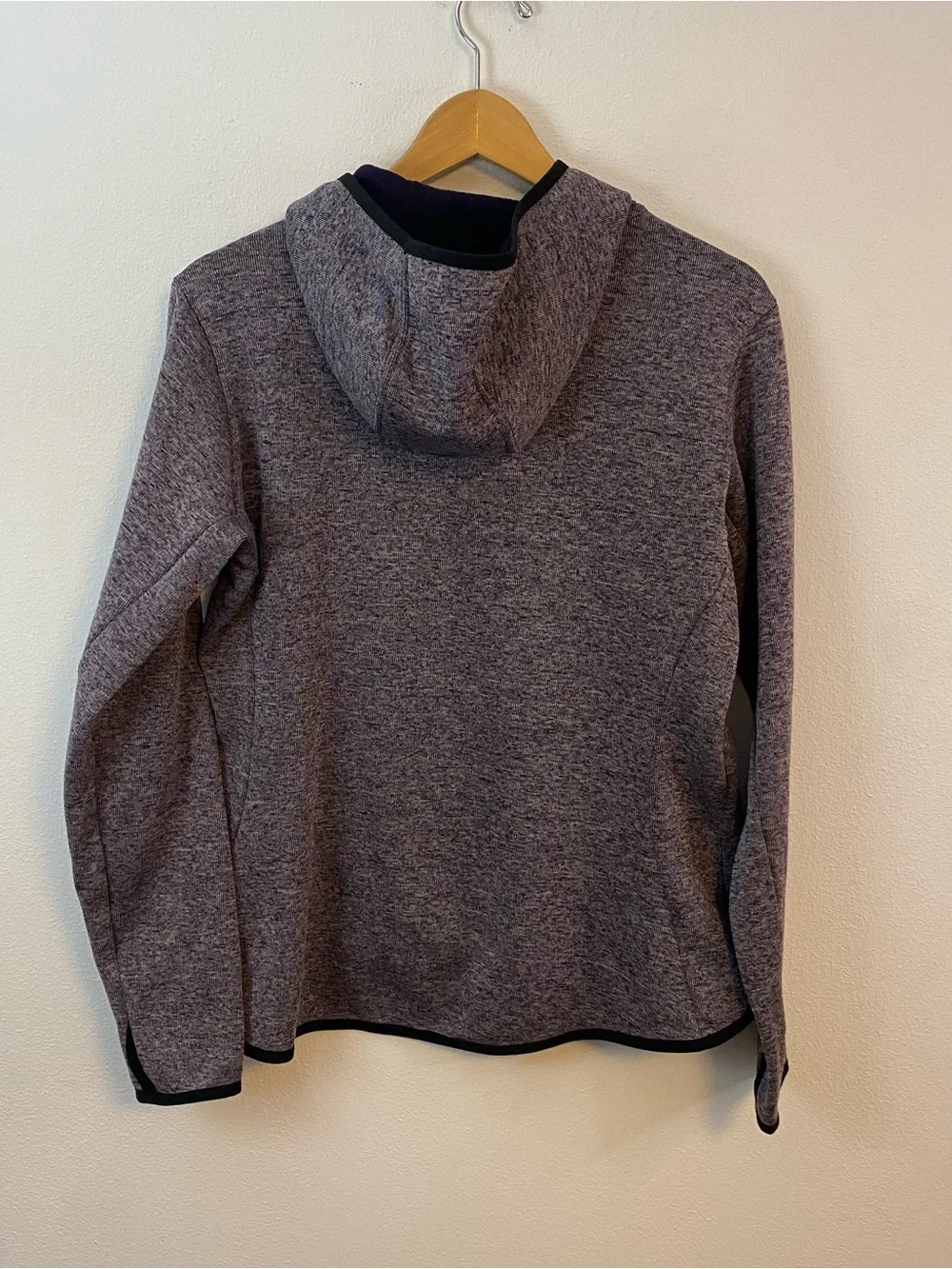 Nike Dri-Fit Purple Hoodie Sweatshirt Women’s Large
